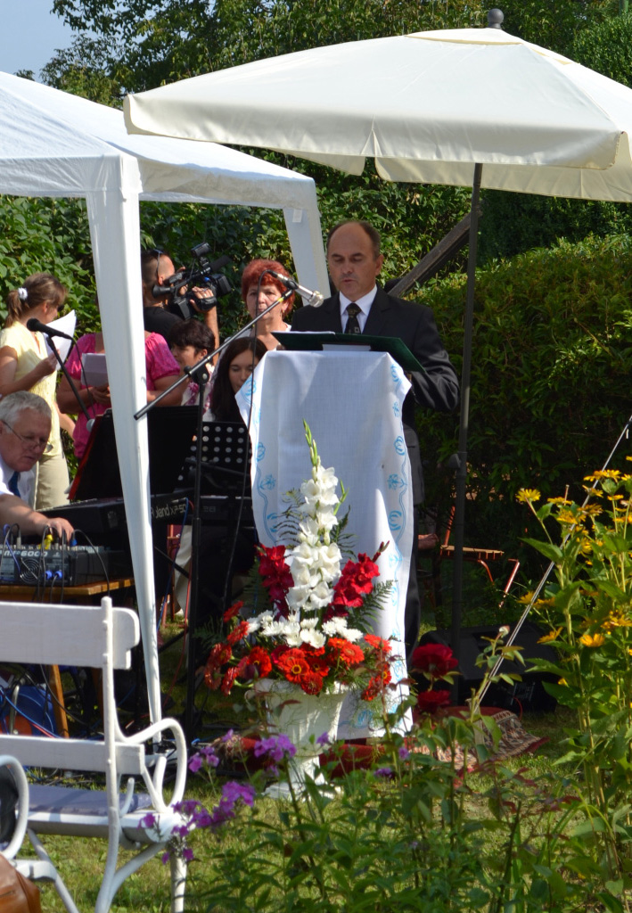 Fotogaléria 100. výročie postavenia Kaplnky Panny Márie na Krížnom vrchu (10.08.2014) (24) 100. výročie postavenia Kaplnky Panny Márie na Krížnom vrchu (10.08.2014)