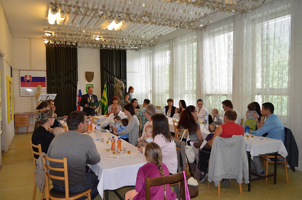 Fotogaléria Uvítanie detí do života narodených v roku 2014 (20) Uvítanie detí do života narodených v roku 2014