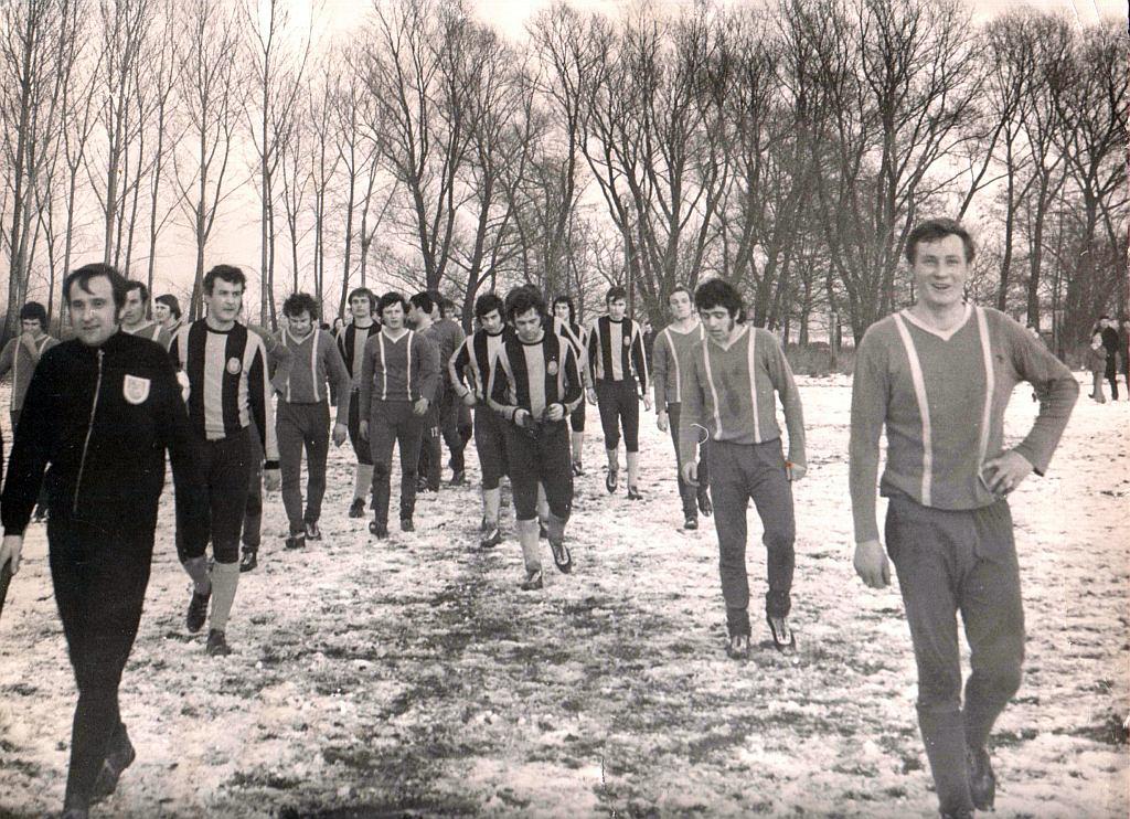 Fotogaléria História futbalu v Hronských Kľačanoch (64) História futbalu v Hronských Kľačanoch