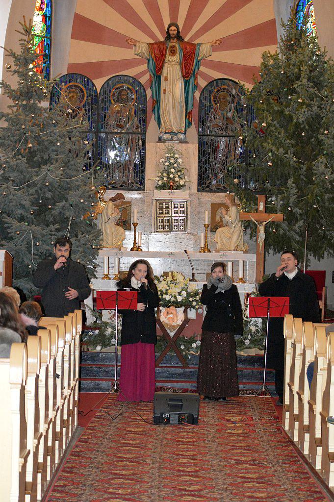 Fotogaléria Novoročný koncert vokálneho kvarteta DECÓRUM A CAPELLA GROUP 2017 (7) Novoročný koncert vokálneho kvarteta DECÓRUM A CAPELLA GROUP 2017